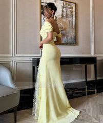 Fashionable Long Daffodil Mermaid Off-The-Shoulder Long-Sleeve Evening Dress with Slit and 3D Flowers