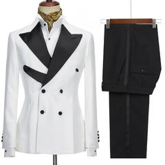 Fashionable White Peak Lapel Double Breasted Prom Suit