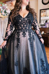 Floor-Length A-Line Split Front Long Sleeves V-Neck Prom Evening Dresses with Appliques