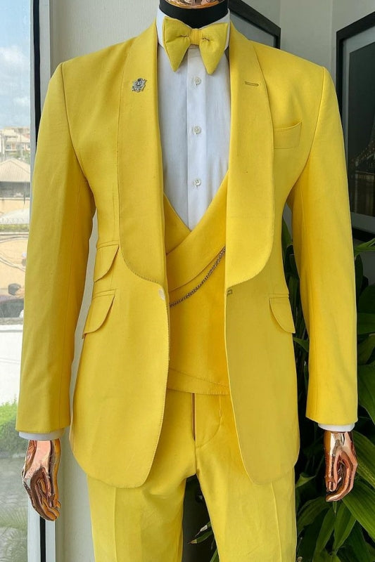 Fresh Yellow Shawl Lapel Three-Piece Wedding Suits