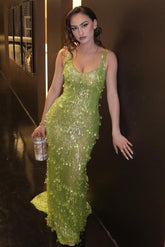 Glamorous Green Spaghetti Strap Sleeveless Long Formal Dress With Beadings