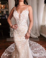 Glamorous Long Mermaid V-neck Sleeveless Backless Wedding Dress With Lace