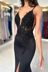 Glamorous Long Mermaid V-neck Spaghetti Straps Lace Prom Evening Dresses with Slit