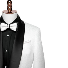 Glamorous White Jacquard Shawl Collar Two-Piece Groom's Suit