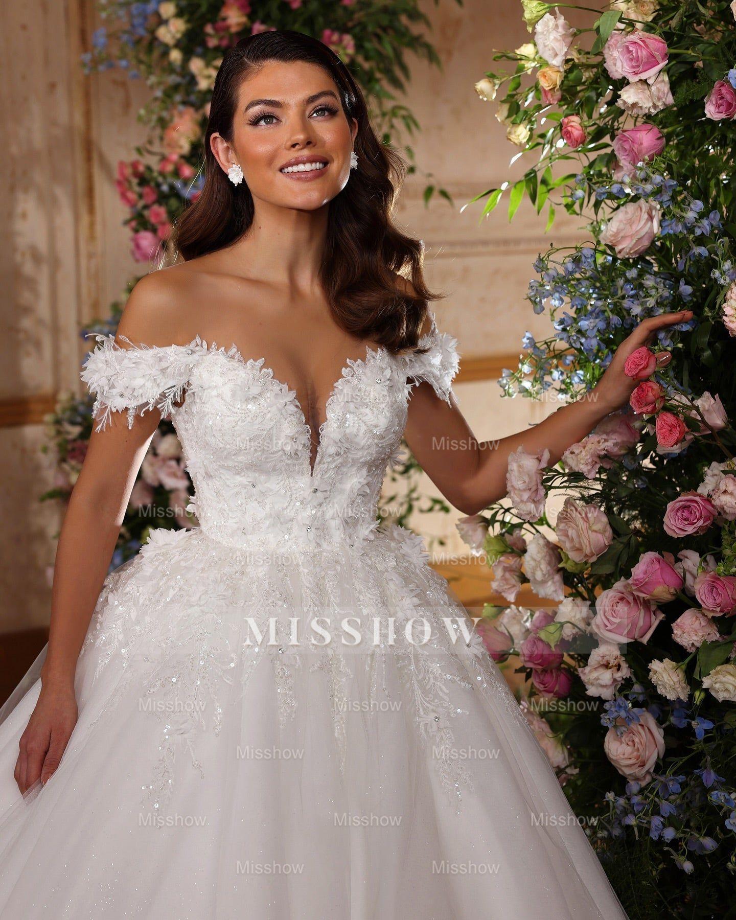 Glamorous White Sweetheart Off-The-Shoulder Sleeveless Sequined Ball Gown Cathedral Train Tulle Wedding Dresses With Appliques