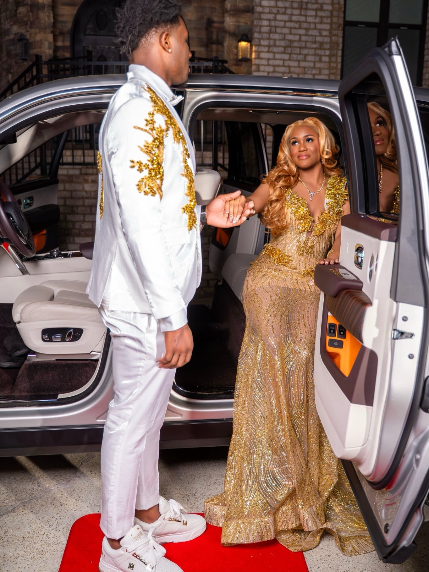 Gold Sequin Mermaid Prom Dress Deep V Neck 3D Floral Leaf Beaded Crystal Chain Fringe Luxury Evening Gown with Sweep Train