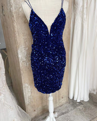 Gorgeous Short Sequined Spaghetti Straps V-neck Tight Homecoming Dress