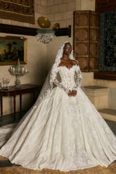 Gorgeous White Ball Gown Sweetheart Off-The-Shoulder Long Sleeves Lace Beaded Wedding Dress