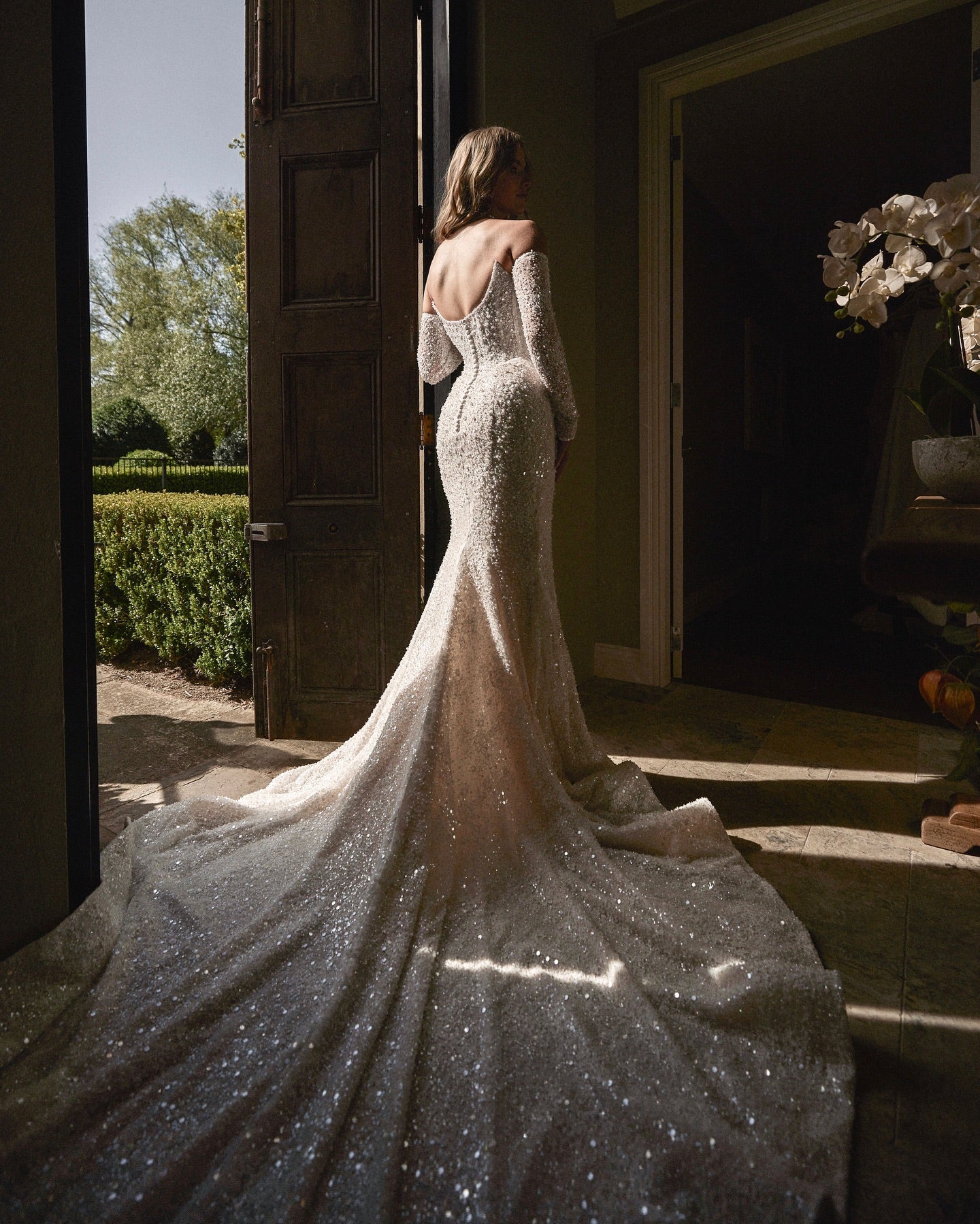 Ivory Beaded Rhinestone Mermaid Wedding Dress Strapless Long Sleeves Corset Bodice Detachable Satin Train Bridal Gown