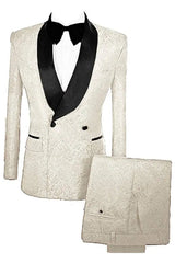 Ivory Double Breasted Jacquard Elegant Groom's Suit With Velvet Lapel