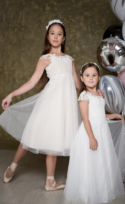 Ivory Lace Applique Flower Girl Dress Illusion Neckline Cap Sleeve A-Line Tulle Flower Girl Dress