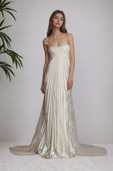 Ivory Spaghetti Straps Sleeveless A-Line Satin Pleated Lace Appliques Formal Evening Gown
