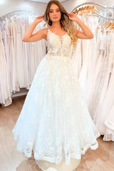 Ivory Tulle A-Line Wedding Dress Spaghetti Straps Scoop Neck Illusion 3D Floral Lace Applique Open Back Bridal Gown with Sweep Train