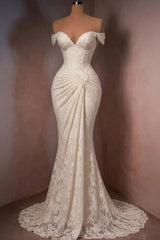 Lace Off-the-Shoulder Mermaid Evening Dress Sweetheart Corset Sunburst Ruching Scallop Hem Formal Gown with Sweep Train