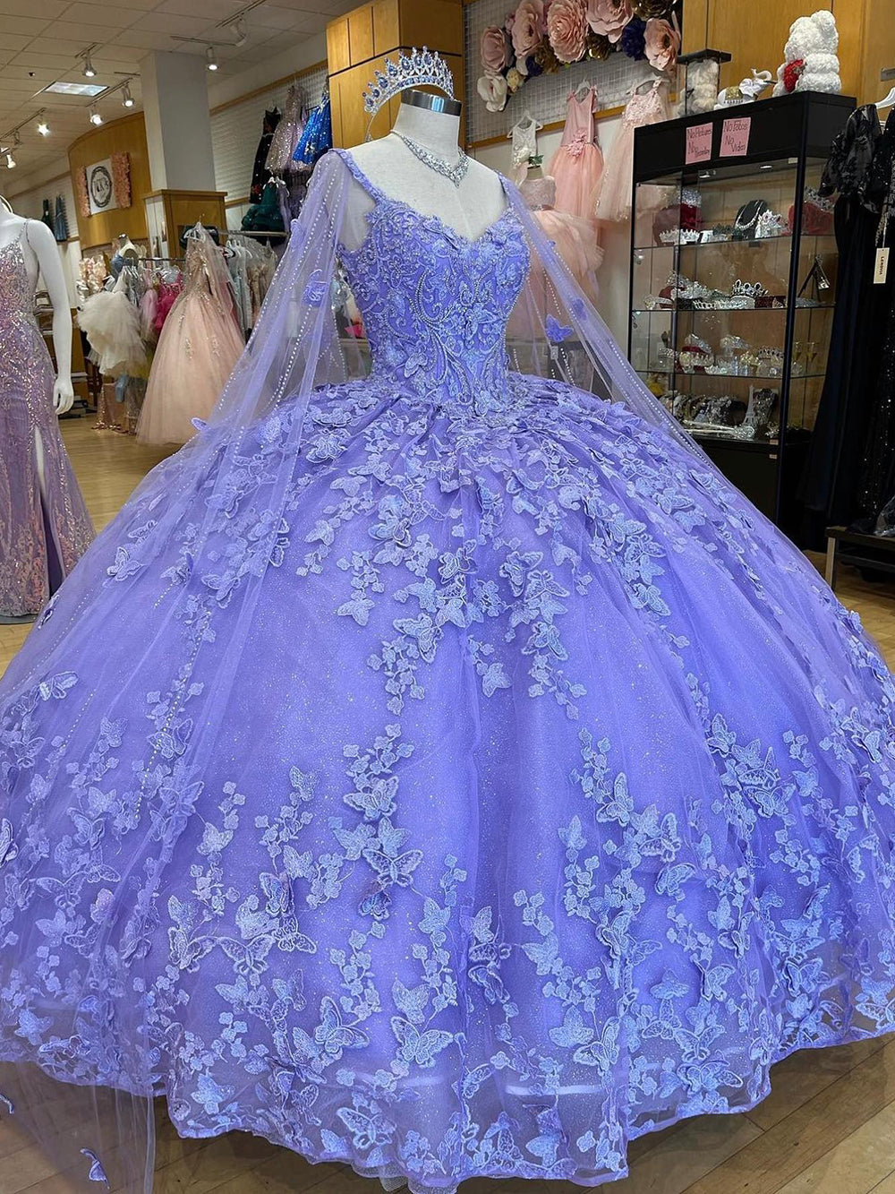 Lavender Sleeveless Sweetheart Butterfly Lace Applique Beaded Ball Gown Quinceanera Dress