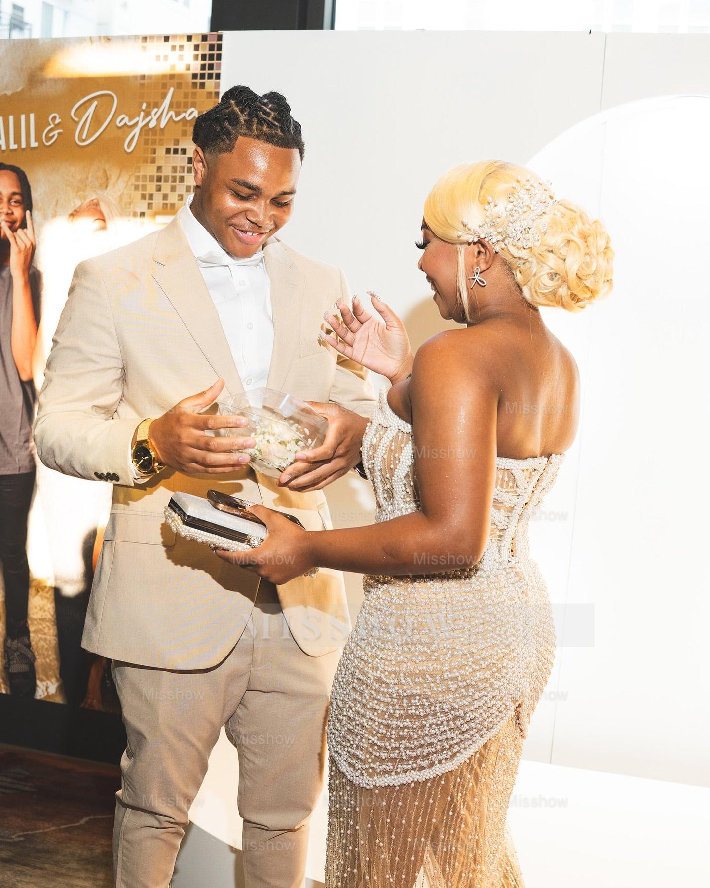 Luxury Long Sweetheart Sleeveless Mermaid Prom Dress with Beads and Slit