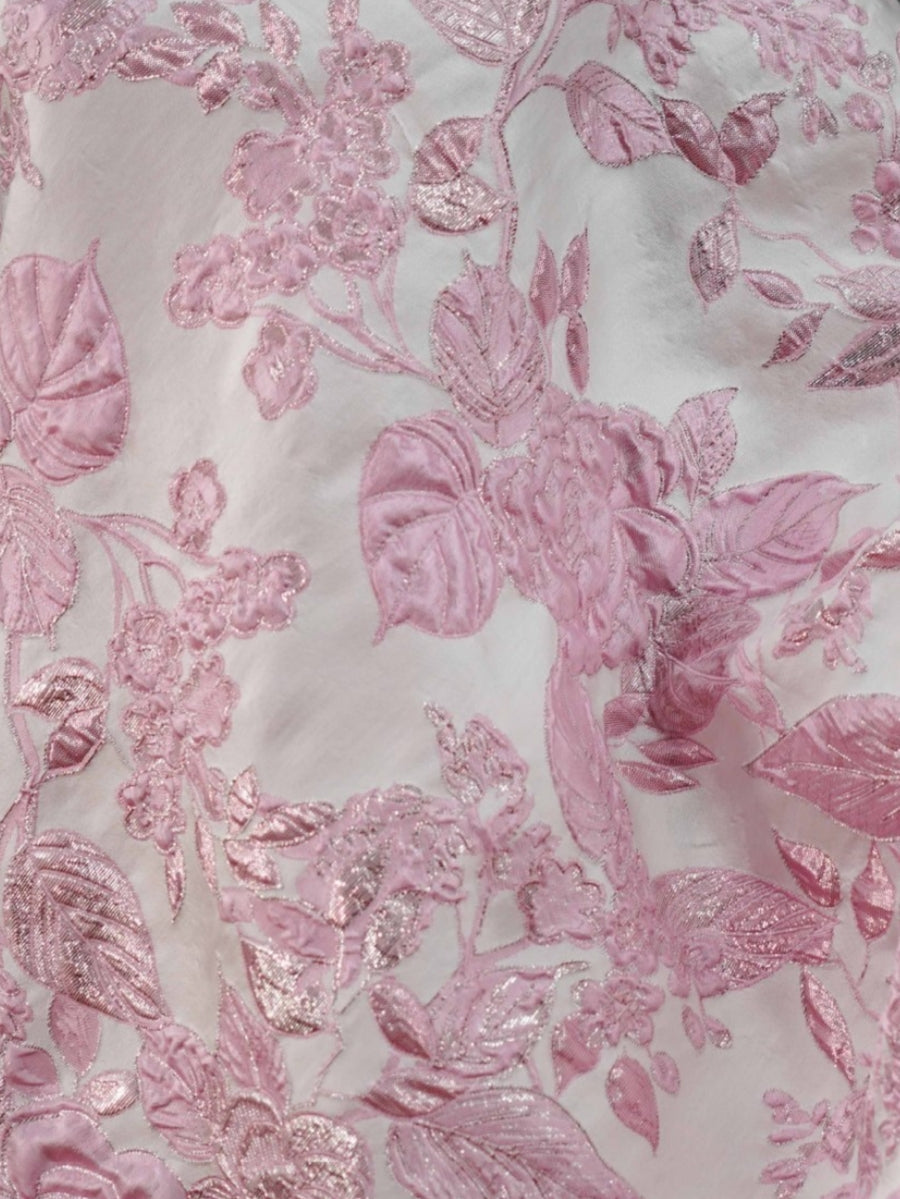 A Line Princess V Neck Jacquard Mother Of The Bride Dresses Floral Tea Length Half Sleeves Ruffles