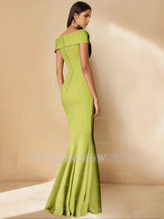 Minimalist Off-the-Shoulder Mother of the Bride Dresses in Trumpet/Mermaid Style with Detachable Flower