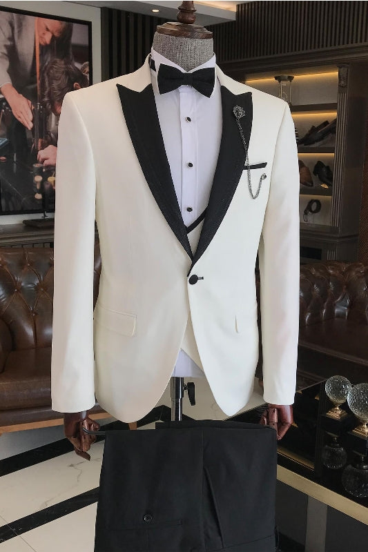 Minimalist White Peaked Lapel Three-Piece Prom Attire For Men