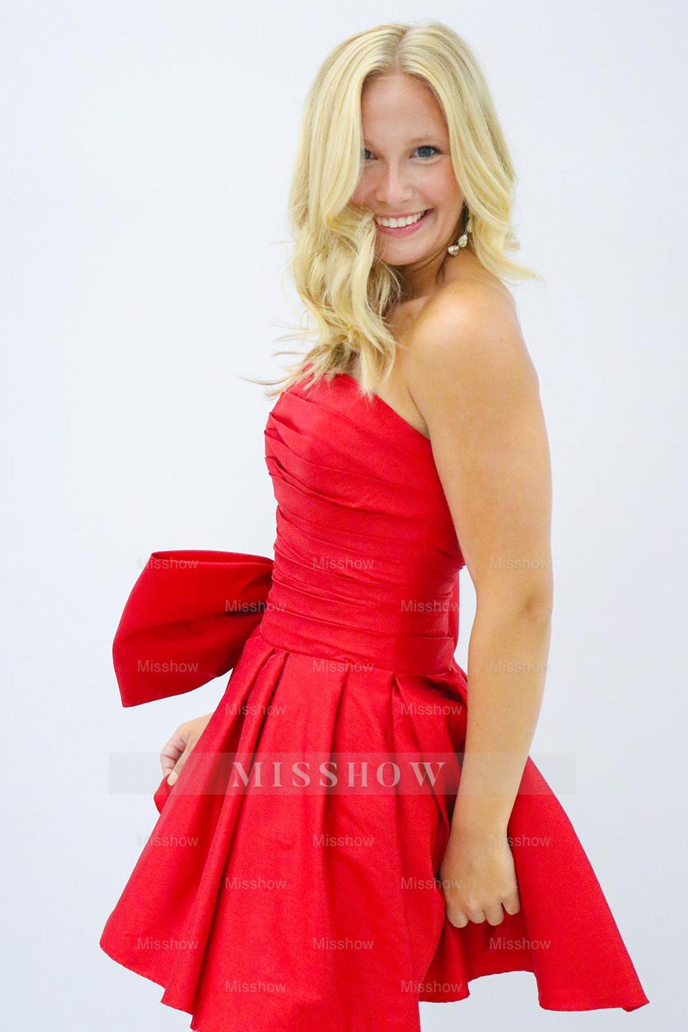 Misshow A-Line Green Strapless Satin Short Homecoming Dress/Mini Dress with Bowknot