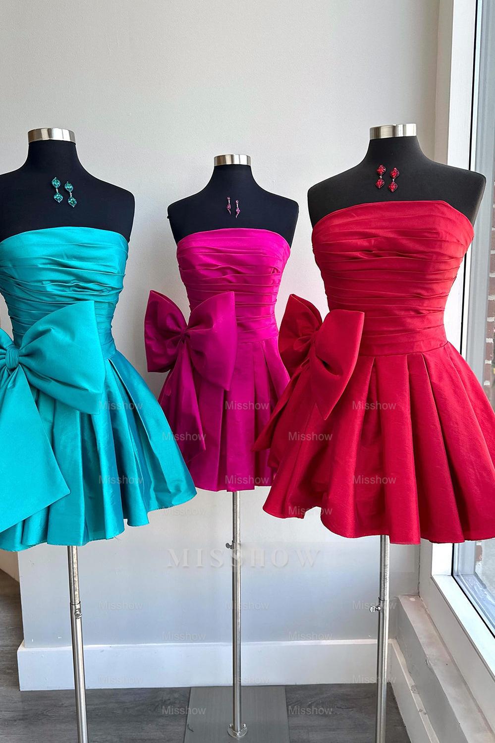 Misshow A-Line Green Strapless Satin Short Homecoming Dress/Mini Dress with Bowknot