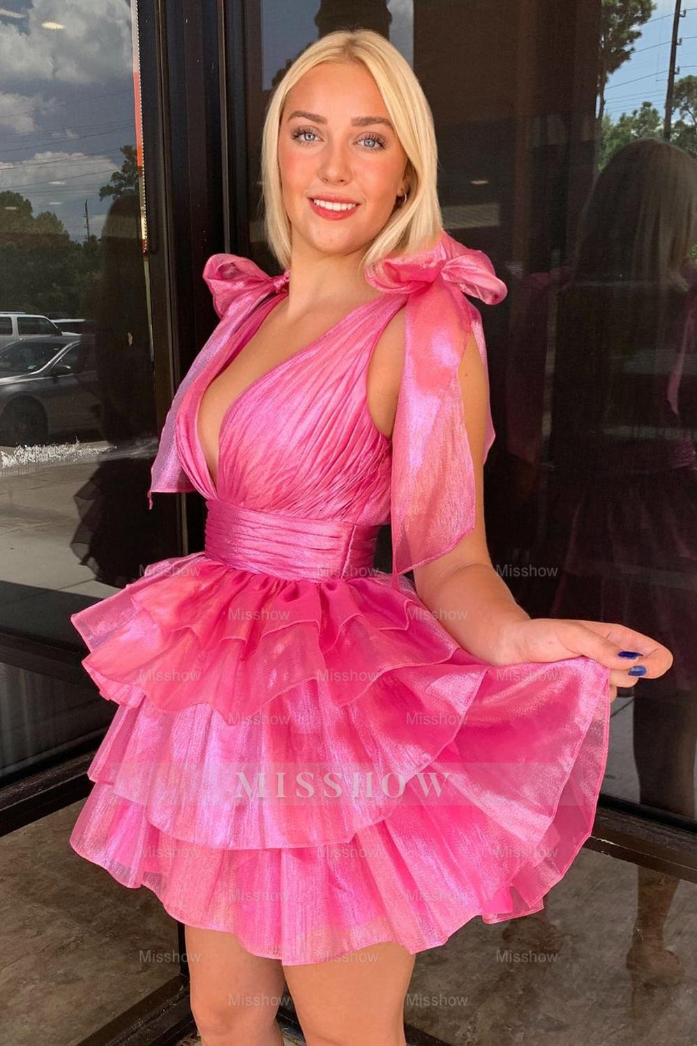 Misshow A Line Kelly Green V Neck Tiered Short Homecoming Dress/Mini Dress with Ruffles