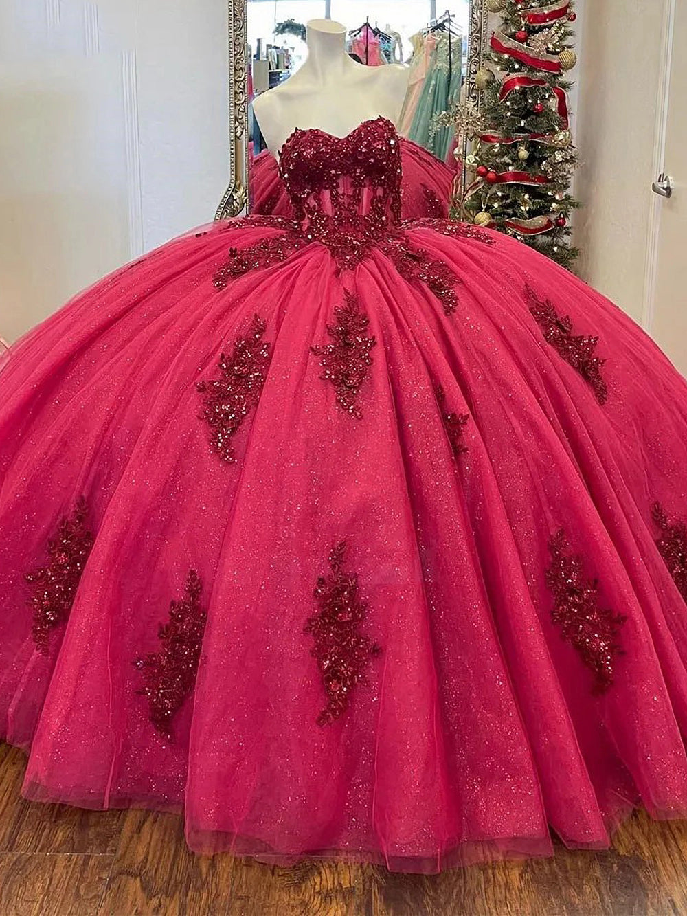 Misshow Ball Gown with Sweetheart Neckline Lace Appliques & Beaded Hot Pink Tulle Quinceanera Dress for Princess Parties & Sweet 16 Celebrations