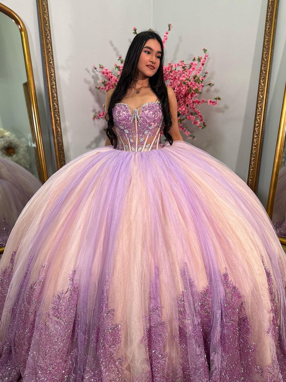 Misshow Ball Gown with Sweetheart Neckline & Lace Appliques Princess Formal Evening Party Dress for Quinceanera & Sweet 16