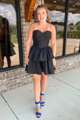 Misshow Black Corset Sweetheart A-Line Tiered Satin Short Homecoming Dress/Mini Dress