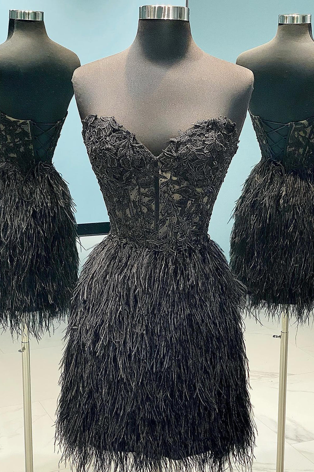 Misshow Black Lace Tight Short Homecoming Dress/Mini Dress with Feathers