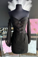 Misshow Black Off The Shoulder Sweetheart Bodycon Homecoming Dress/Mini Dress