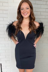 Misshow Black Off the Shoulder Tight Short Homecoming Dress/Mini Dress with Feathers