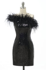 Misshow Black One Shoulder Sequins Short Homecoming Dress/Mini Dress with Feathers