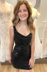 Misshow Black Spaghetti Straps Sequins Backless Tight Homecoming Dress/Mini Dress