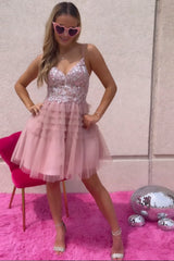Misshow Blush A-Line Spaghetti Straps Tulle Short Homecoming Dress/Mini Dress with Lace