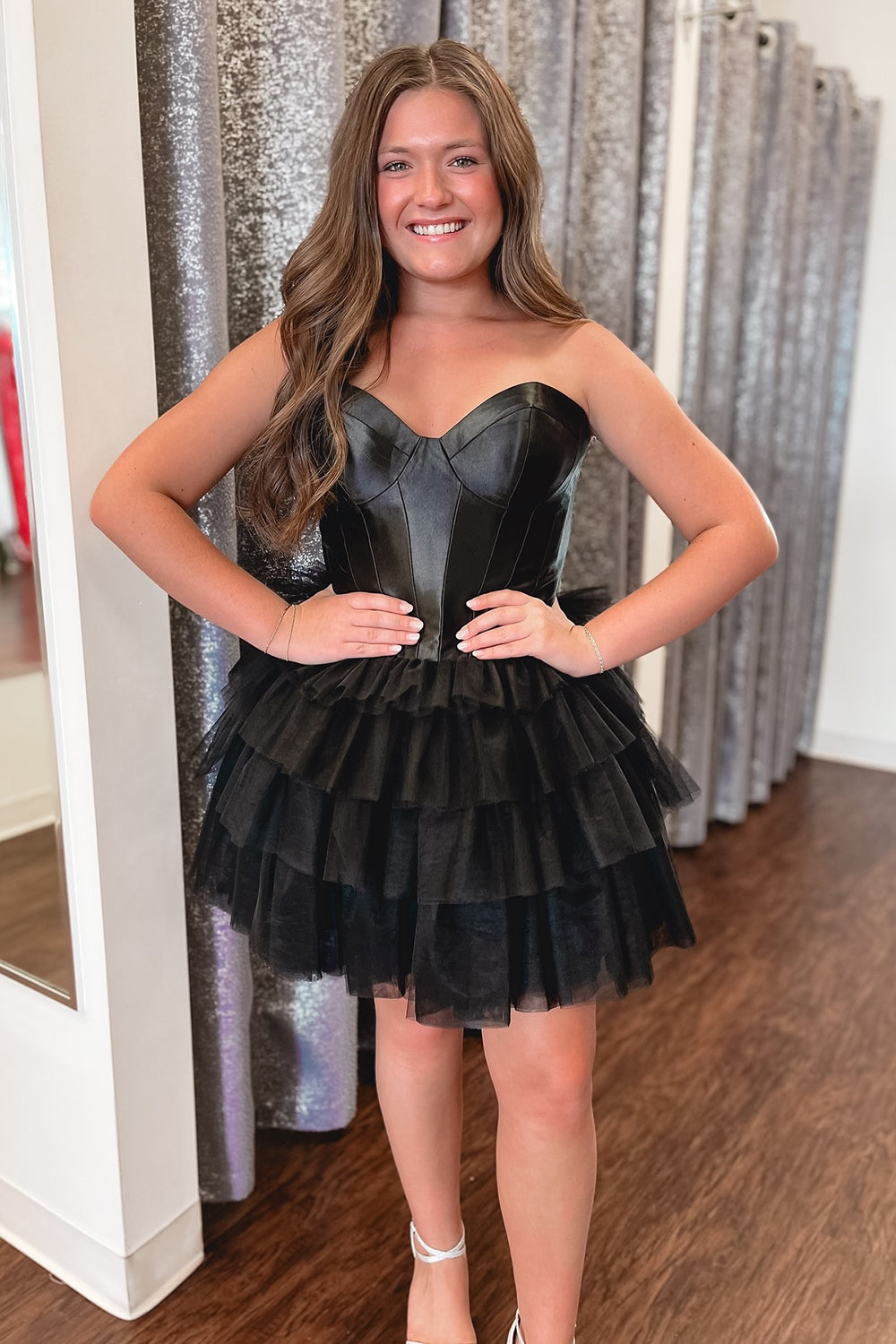 Misshow Corset Black Strapless Short Homecoming Dress/Mini Dress With Ruffles