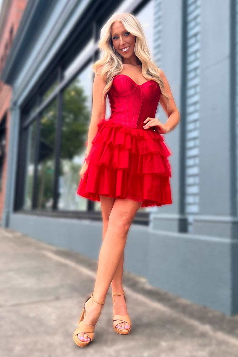 Misshow Corset Red Sweetheart Short Homecoming Dress/Mini Dress With Ruffles