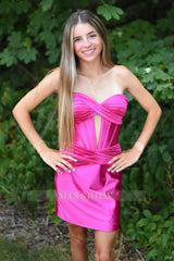 Misshow Dark Green Sweetheart Corset Tight Short Homecoming Dress/Mini Dress