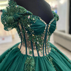 Misshow Emerald Green Off-Shoulder Ball Gown Floral Lace Applique Sweep Train Quinceanera Dress for Sweet 16 & Princess Galas