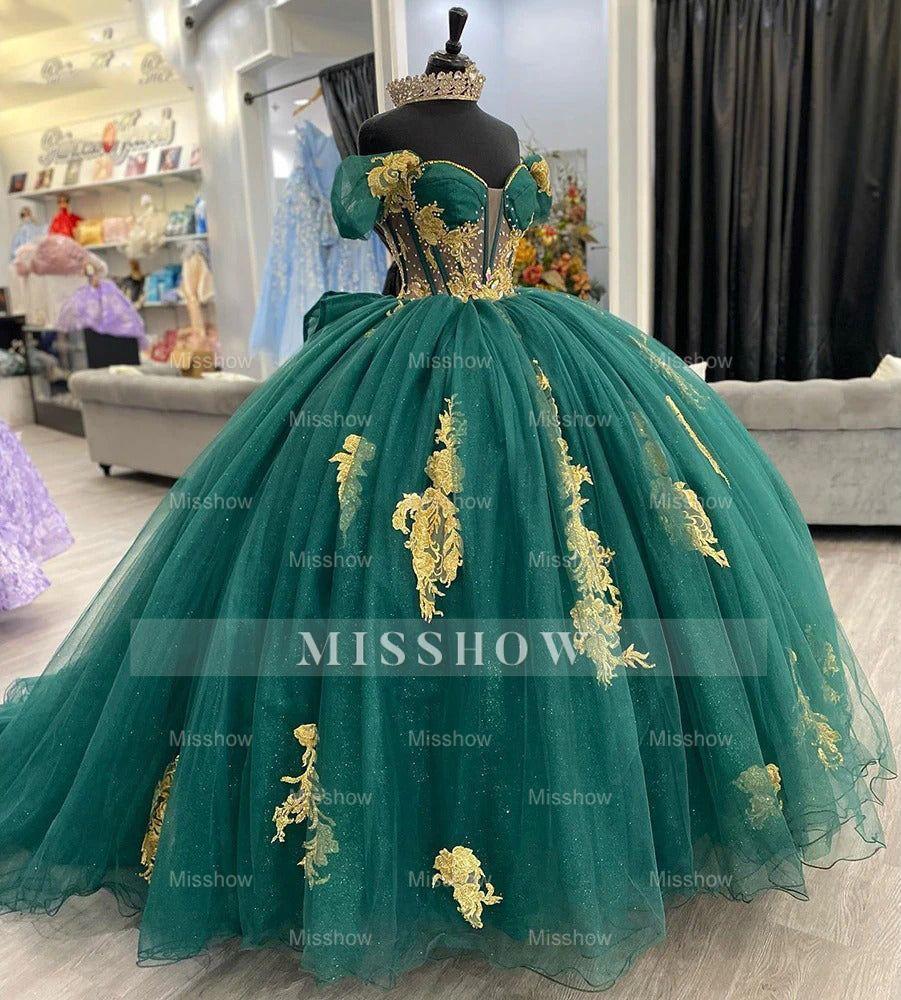 Misshow Emerald Green Off-Shoulder Ball Gown Puffy Sleeves Floral Lace Appliques Tulle Princess Quinceanera Dress for Sweet 16