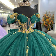 Misshow Emerald Green Off-Shoulder Ball Gown Puffy Sleeves Floral Lace Appliques Tulle Princess Quinceanera Dress for Sweet 16