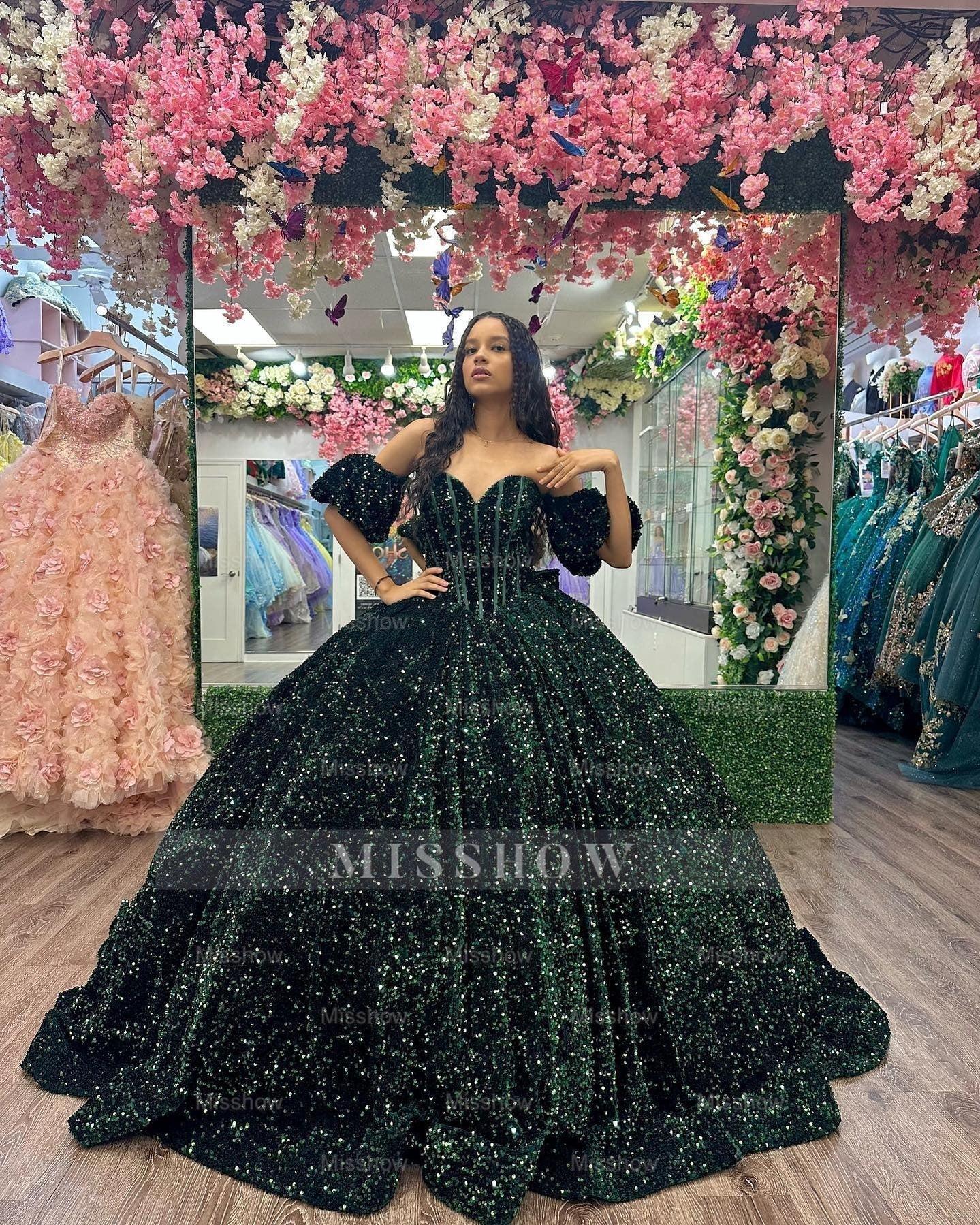 Misshow Emerald Green Off-Shoulder Ball Gown Sparkling Tulle Quinceanera Dress with Puff Sleeves for Sweet 16 & Princess Evening Galas