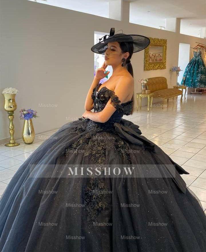 Misshow Exquisite Black Tulle Quinceanera Dress Off-Shoulder Deep V-Neck Ball Gown with Delicate Lace Appliques for Sweet 16
