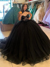 Misshow Exquisite Black Tulle Quinceanera Dress Strapless Ball Gown with Lace & Sequins Appliques for Sweet 16