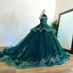 Misshow Exquisite Emerald Green Ball Gown Off-Shoulder Lace Applique Tiered Tulle Skirt with Sweep Train for Quinceanera & Sweet 16