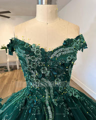Misshow Exquisite Emerald Green Ball Gown Off-Shoulder Lace Applique Tiered Tulle Skirt with Sweep Train for Quinceanera & Sweet 16