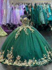 Misshow Exquisite Emerald Green Ball Gown Strapless 3D Floral Tulle Quinceanera Dress for Sweet 16 & Special Occasions
