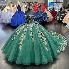 Misshow Exquisite Emerald Green Tulle Quinceanera Dress Strapless Ball Gown with 3D Floral Appliques & Bow Detail for Sweet 16