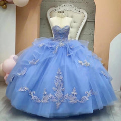 Misshow Exquisite Light Blue Tulle Quinceanera Dress Strapless Tiered Ball Gown with Delicate Lace Appliques for Sweet 16