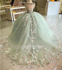 Misshow Exquisite Mint Green Ball Gown Strapless 3D Floral Applique Sweep Train Tulle Quinceanera Dress for Sweet 16